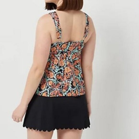 New $98 Fit 4 U Scallop V-Neck Tankini with Skirt - Picture 3 of 5